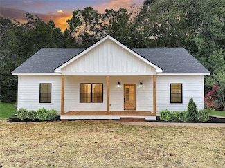 15 Confederate St, Cartersville, GA 30121