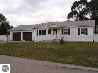 10126 W Michigan St, Empire, MI 49630