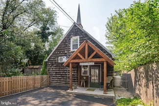 808 Monroe Ave, Glenside, PA 19038