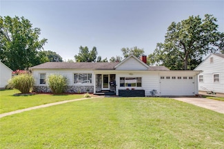 2216 Woodlawn Ave, Granite City, IL 62040