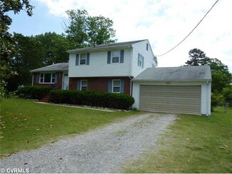5821 Sutherland Dr, Sutherland, VA 23885