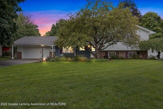 12923 W Melody Rd, Grand Ledge, MI 48837
