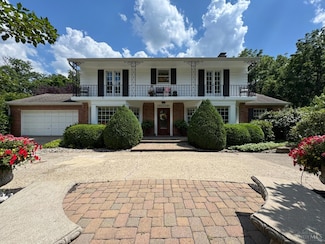 305 Compton Hills Dr, Cincinnati, OH 45215