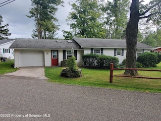 1124 Heart Lake Rd, Montrose, PA 18801