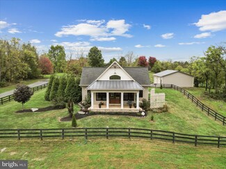 122 Heritage Knoll Ln, Summit Point, WV 25446