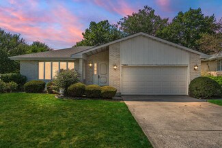 2424 Sorrento Dr, Schererville, IN 46375
