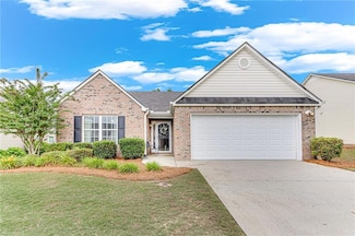 936 Village View Cir, Loganville, GA 30052