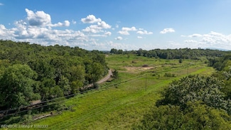900 W Hackett Rd, Hackett, AR 72937