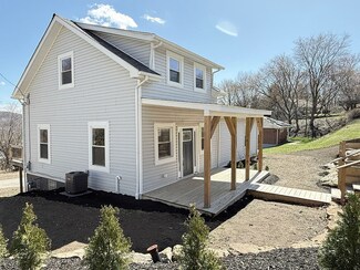 4302 W 6th Ave, Beaver Falls, PA 15010