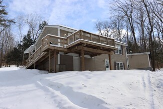 24 E Shore Dr, Greene, ME 04236