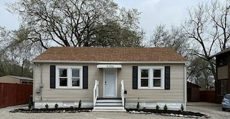 2286 Saint Vincent Ave, La Salle, IL 61301
