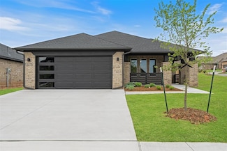 13275 Sawtooth Oak Rd, Choctaw, OK 73020