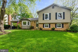 1900 Leo Ln, Alexandria, VA 22308