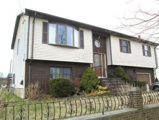 391 Brock Ave, New Bedford, MA 02744