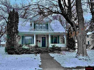 504 504 N State St, Waseca, MN 56093