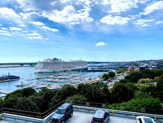 45 Eastern Promenade Unit 3F, Portland, ME 04101