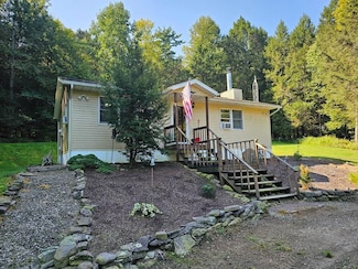 470 Blue Stone Rd, Laceyville, PA 18623