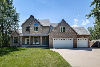 17401 Jonquil Ave, Lakeville, MN 55044