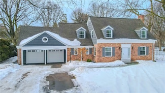 75 Buckland Ave, Rochester, NY 14618