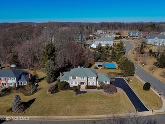 38 Malus Ln, Middletown, NJ 07748
