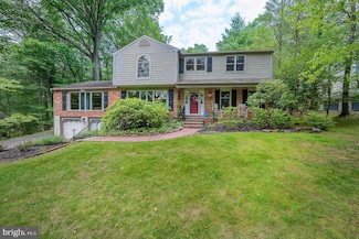 840 Old State Rd, Berwyn, PA 19312