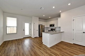 2310 Tulipwood Cove Unit 101, San Antonio, TX 78245