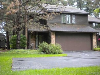 141 Breezewood Common Unit 141, East Amherst, NY 14051