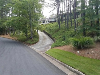8805 N Mount Dr, Alpharetta, GA 30022