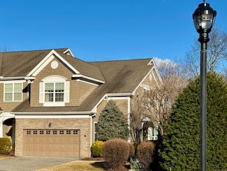 150 Hunter Dr Unit 150, Litchfield, CT 06759