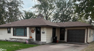 6 Country Club Place, Ottumwa, IA 52501
