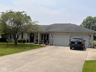 2213 Holden Dr, Anderson, IN 46012