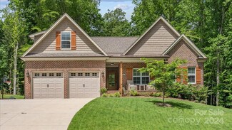 904 Kapstone Crossing, Lexington, NC 27295