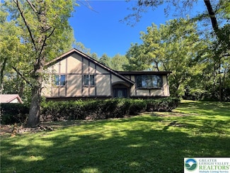 6445 Jacksonville Rd, Bath, PA 18014