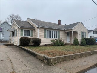 39 Pond St, West Warwick, RI 02893