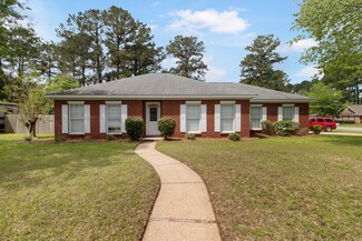 213 Waynesboro Way, Dothan, AL 36305