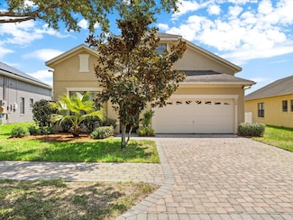 358 Lake Davenport Cir, Davenport, FL 33837