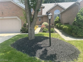 412 Sherbrook Cir NE Unit 412, North Canton, OH 44720