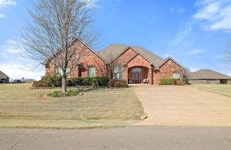 2266 Sanders Ln, Blanchard, OK 73010