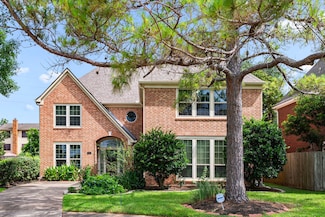 19 Sterling St, Sugar Land, TX 77479