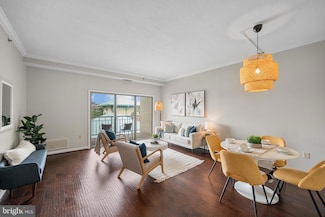 610 N West St Unit 503, Alexandria, VA 22314