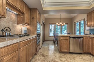 60894 Willow Creek Loop, Bend, OR 97702