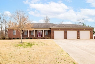 156 Kyle Ln, Paris, TN 38242