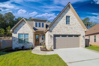 35 Belles Fleurs Cir, Little Rock, AR 72223