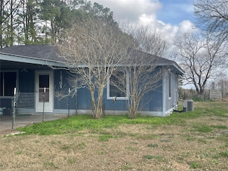 18707 Englin Rd, Winnie, TX 77665