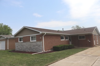 15153 Harding Ave, Midlothian, IL 60445