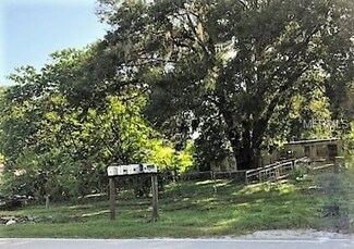 1715 Fish Hatchery Rd, Lakeland, FL 33801