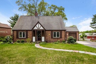 42 Welland Rd, Indian Orchard, MA 01151