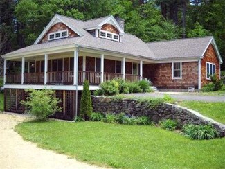 109 East St, Petersham, MA 01366
