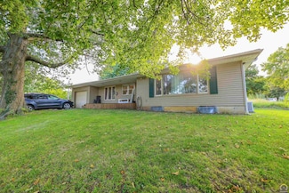 945 2nd Ave E, Horton, KS 66439
