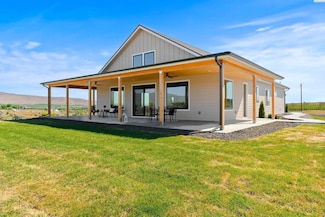 3134 Stone Rd, Yakima, WA 98908